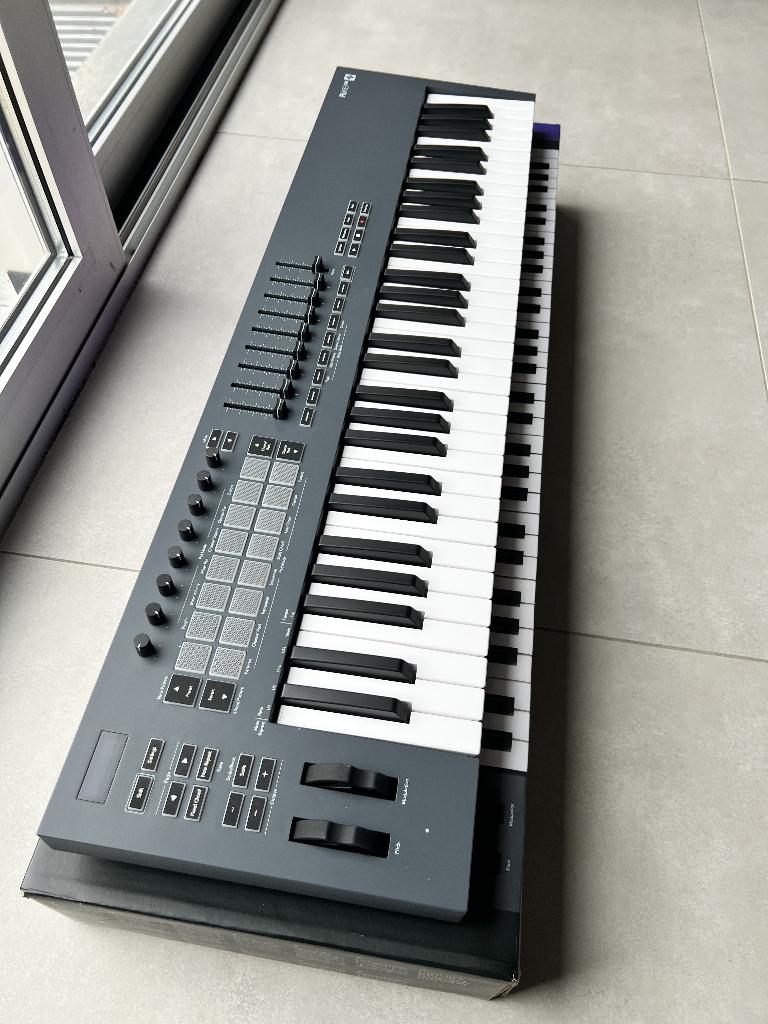 Novation FLkey 61 MIDI keyboard controller — FL Studio, Musique & Instruments, Enlèvement, Comme neuf, 61 touches, Autres marques