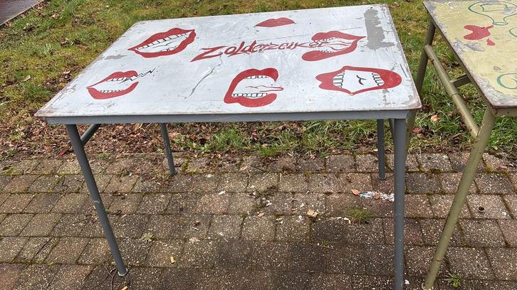 Set van 5 Militaire Klaptafels – Authentiek & Industrieel, Tuin en Terras, Tuintafels, Gebruikt, Ophalen