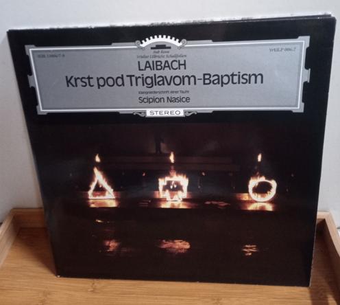 "Krst Pod Triglavom" (Laibach) gatefold 2xLP + boek + poster, Cd's en Dvd's, Vinyl | Overige Vinyl, Zo goed als nieuw, Ophalen of Verzenden