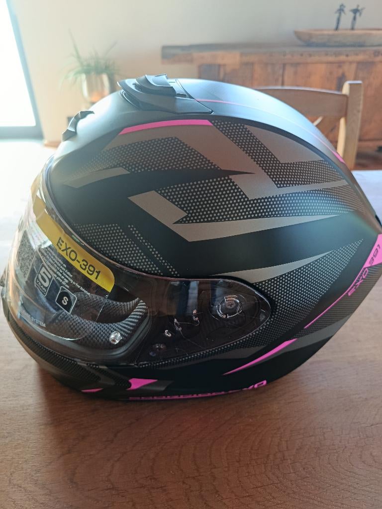 Casque moto, Enlèvement, S