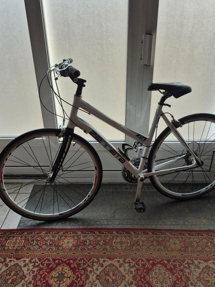 Racefiets  koersfiets dames, Fietsen en Brommers, Fietsen | Dames | Sportfietsen en Toerfietsen, Ophalen of Verzenden