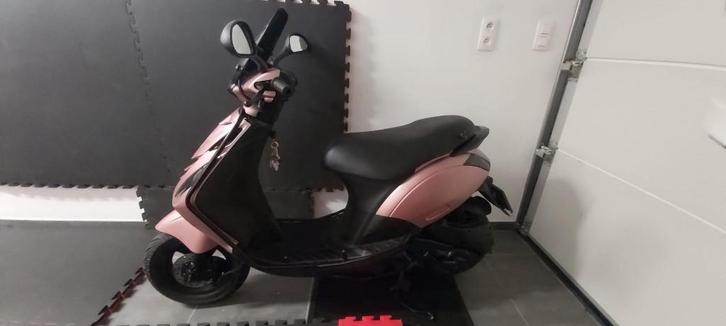 Scooter Piaggio Zip 4-Takt 45km/u (B-klasse), Fietsen en Brommers, Brommers | Crossbrommers, Zo goed als nieuw, Overige merken