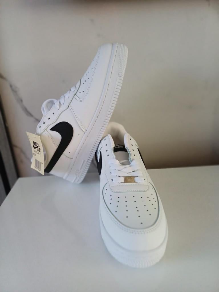 Nike Airforce maat 43, Sports & Fitness, Basket, Enlèvement ou Envoi