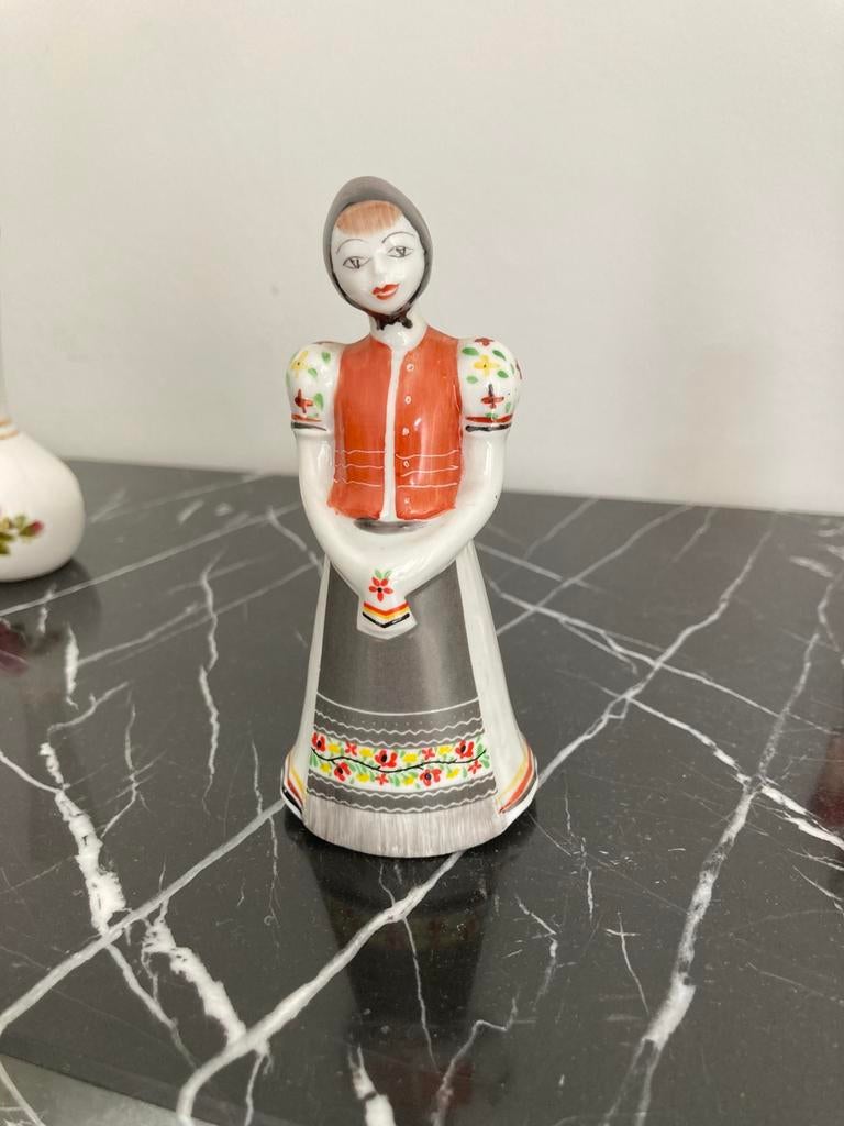 handbeschilderd porseleinen beeldje van Hollóházi Porcelán,, Ophalen of Verzenden