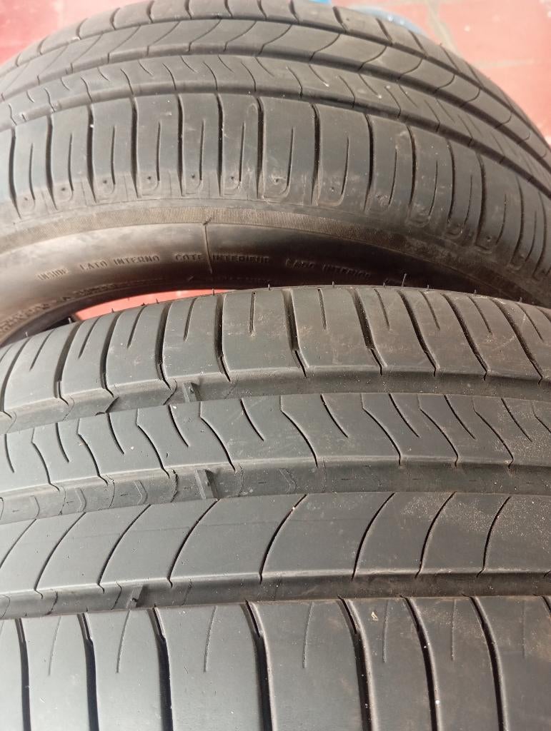 2 pneus étés Michelin prisque neuf 205/55/16, Gebruikt, 16 inch, Band(en), Personenwagen