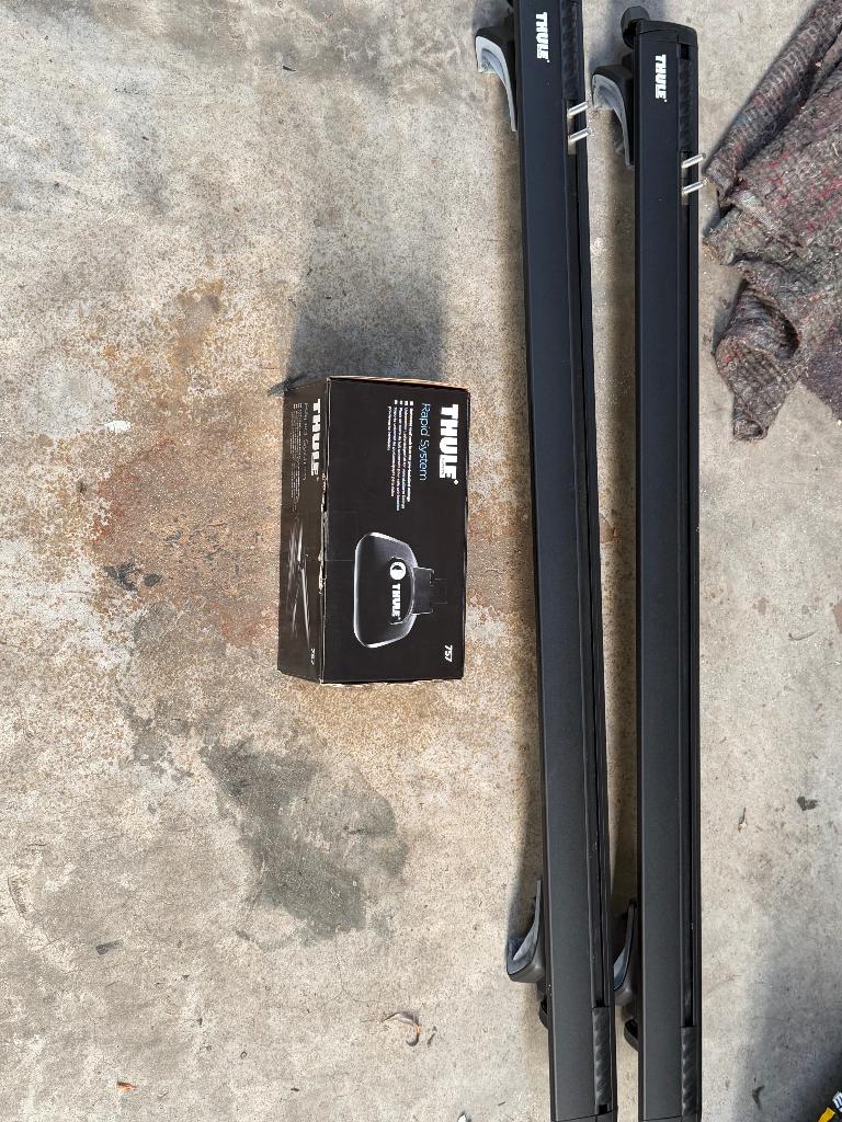 barres de toit : Thüle, Autos : Divers, Porte-bagages, Enlèvement