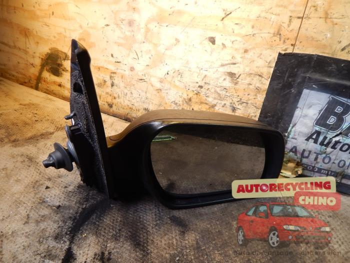 Buitenspiegel rechts van een Mazda 2, Auto-onderdelen, Spiegels, Gebruikt, -, -, Ophalen of Verzenden