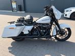 Harley Davidson Street Glide spécial 4300kms, Entreprise, Plus de 35 kW, 2 cylindres, 1893 cm³