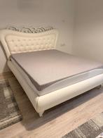 Witte tweepersoonsbed leder look, Franse stijl, Enlèvement, Utilisé, 200 cm