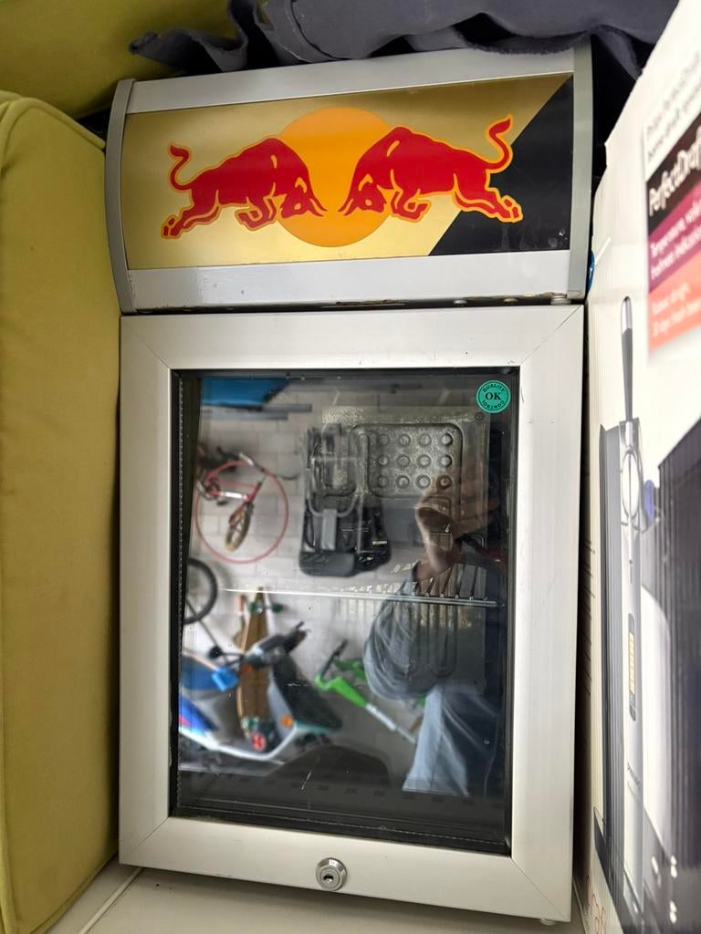 Mini frigo van Redbull, Collections, Machines | Autre, Enlèvement, Utilisé