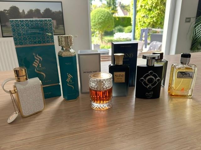 Différents parfums (arabes/clones), Enlèvement ou Envoi, Comme neuf
