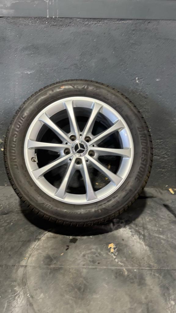 Mercedes A/ B klasse velgen  met banden, Auto-onderdelen, Banden en Velgen, Banden en Velgen, 18 inch, 205 mm, Personenwagen, Gebruikt