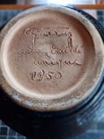 Guérin zandstenen vaas uniek geslepen 1950