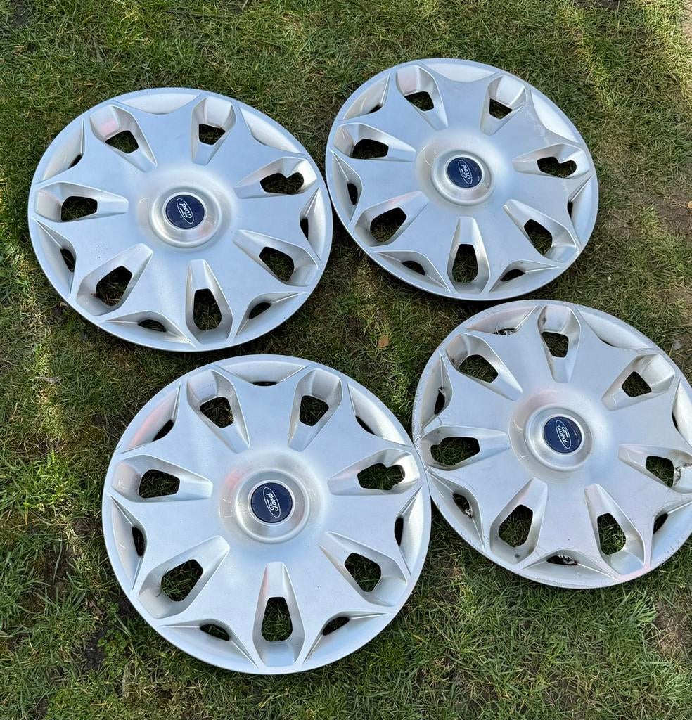 Couvre-roues Ford, Enlèvement, Utilisé