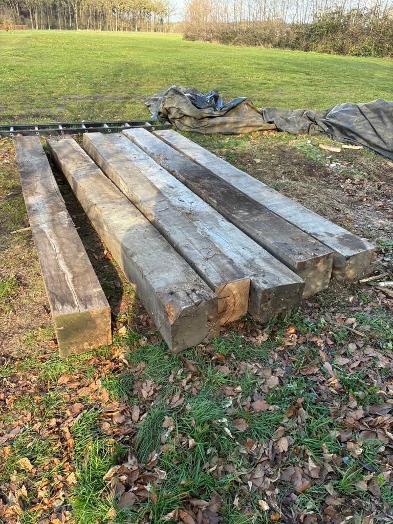 6x eiken balken droog | 24cm x 24cm en 280cm lang, Jardin & Terrasse, Poteaux, Poutres & Planches, Poutres, Enlèvement