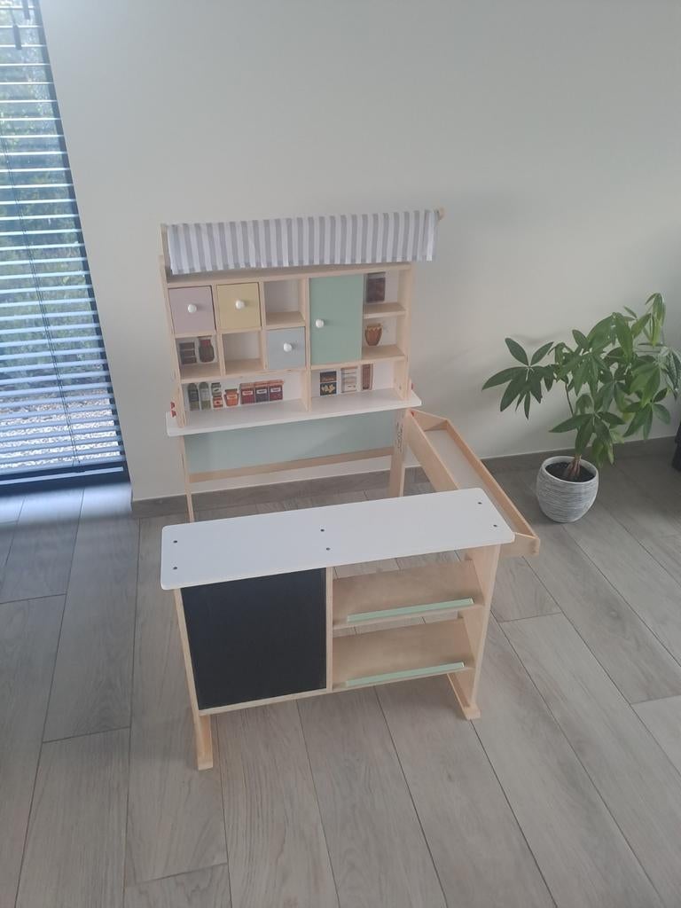 Speelgoed winkeltje, Ophalen