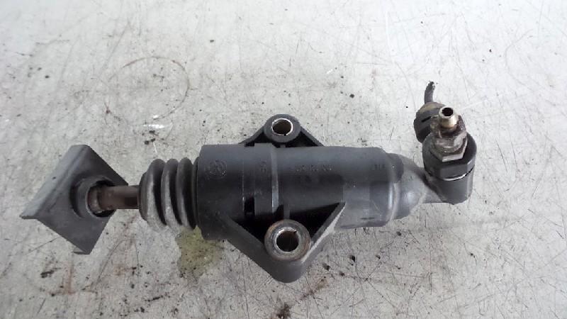 EMBRAYAGE MAITRE CYLINDRE Seat Ibiza II Facelift (6K1), Utilisé, Seat
