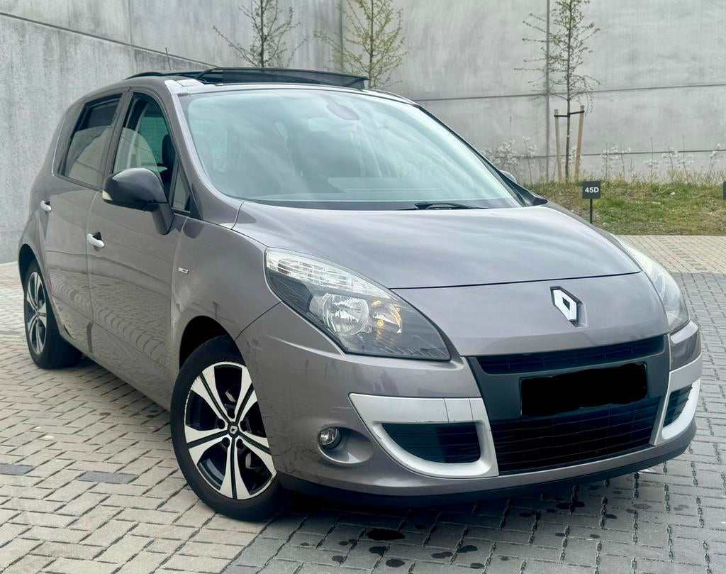 Renault Scenic 1.4tCe Bose Edition - Pano - Navi - Full, Auto's, Voorwielaandrijving, Euro 5, Monovolume, 4 cilinders