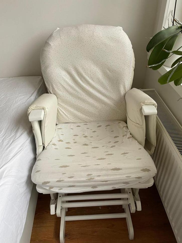 Gratis schommelstoel met voetenbankje, Huis en Inrichting, Fauteuils, Gebruikt, Ophalen