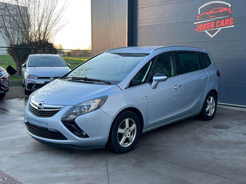 Opel Zafira Tourer 1.6 CDTi 7Places Xenon Navi EURO6, Auto's, Opel, 100 kW, Monovolume, Euro 6, 4 cilinders
