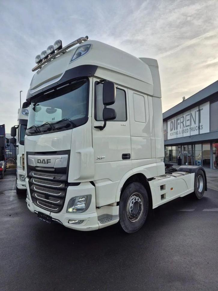 DAF XF 530 FT SUPER SPACE CAB ZF INTARDER, Autos, Camions, Entreprise, Achat, ABS, Régulateur de distance, Air conditionné, Verrouillage central
