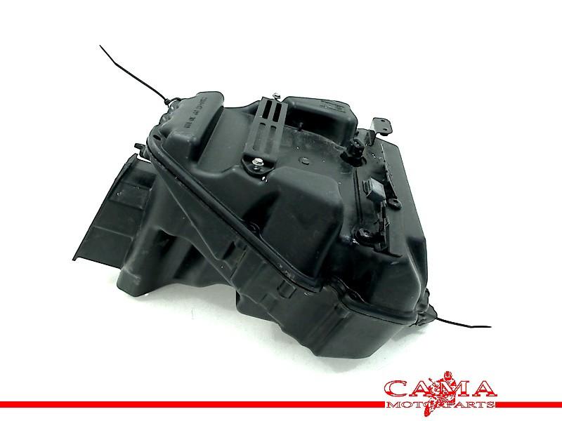 BOITIER FILTRE À AIR Street Triple 675 2007-2012 (2200492), Dhr. S. di Majo, Utilisé, Info@cama-motorparts.nl, P.J. Troelstraweg 8 8
3144 CX  MAASSLUIS, NL