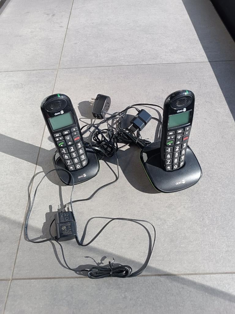 Doro phoneeasy 100w duo zwart, Telecommunicatie, Vaste telefoons | Handsets en Draadloos, Ophalen of Verzenden
