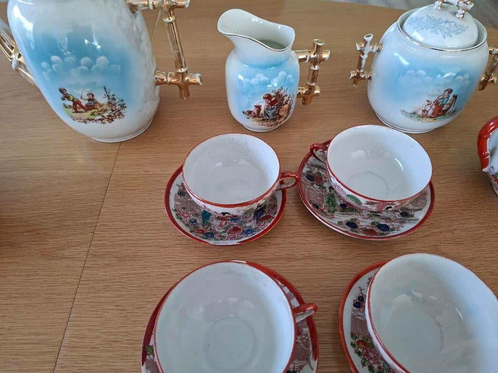 Porseleinen servies van 'Pêtre Baudour', Antiquités & Art, Antiquités | Services (vaisselle) complet, Enlèvement