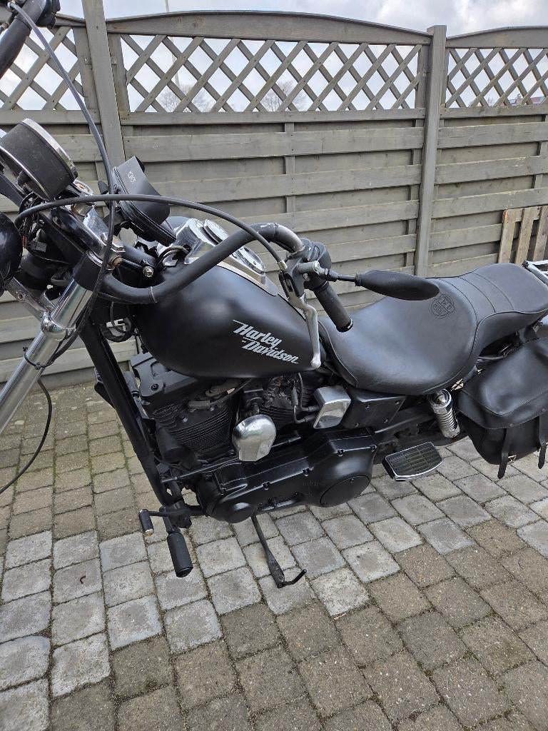zwarte klassieke dyna, zie foto, Motoren, 2 cilinders, 1340 cc, Gebruikt, Particulier