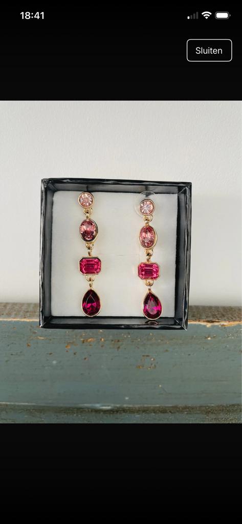 Oorbellen roze hanger, Handtassen en Accessoires, Oorbellen, Ophalen of Verzenden, Zo goed als nieuw, Roze
