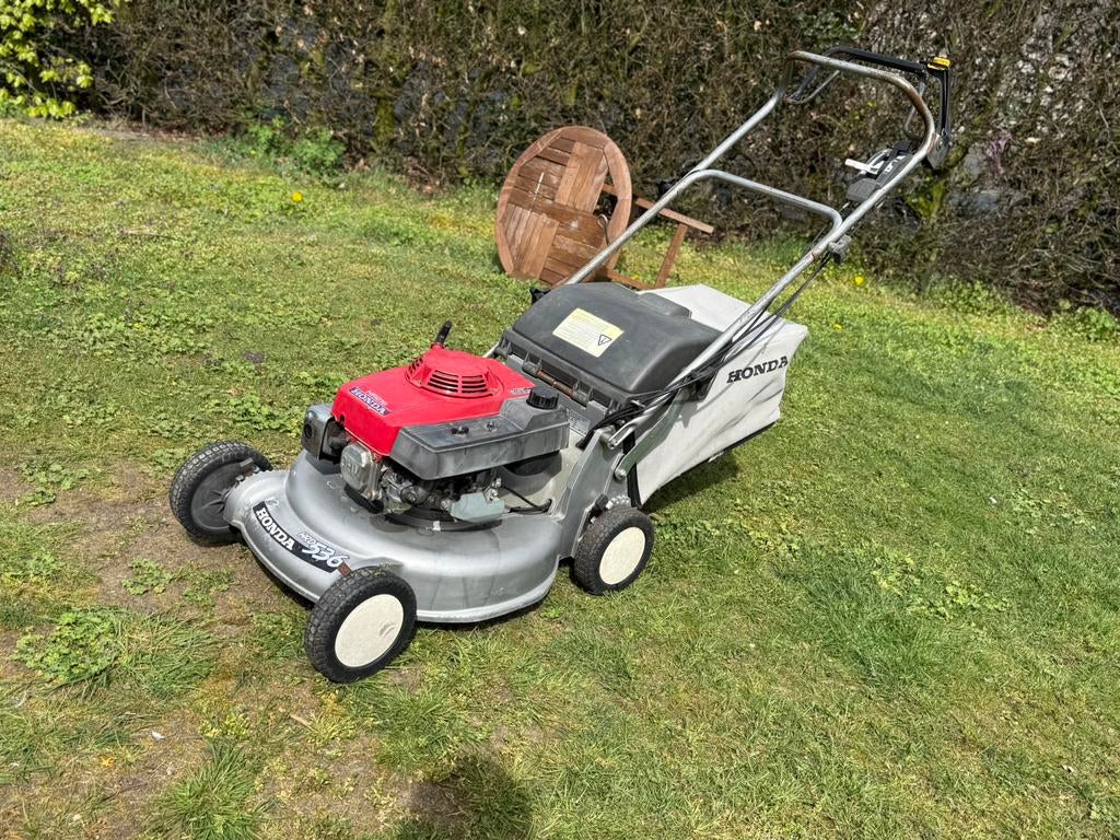 Honda HRD 536 Hydrostatische lezen ‼️, Ophalen, Zo goed als nieuw, Opvangbak