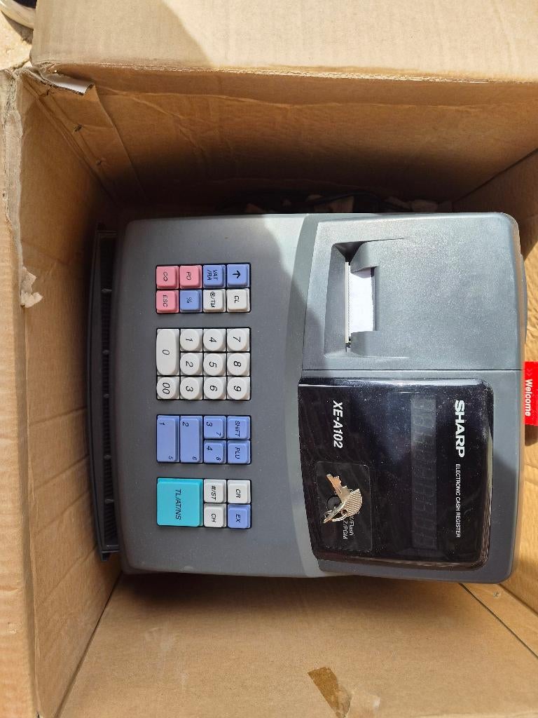 Caisse enregistreuse SHARP XE A102B, Articles professionnels, Aménagement de Bureau & Magasin | Caisses & Systèmes de paiement