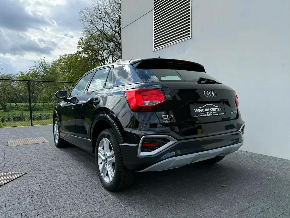 Audi Q2 35TFSI 150PK S-TRONIC REAR CAMERA APP CONNECT TOUCHS, Auto's, Automaat, Stof, 4 cilinders, Zwart