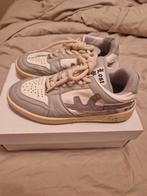 Chaussure Lost Boys, Enfants & Bébés, Vêtements enfant | Chaussures & Chaussettes, Enlèvement ou Envoi