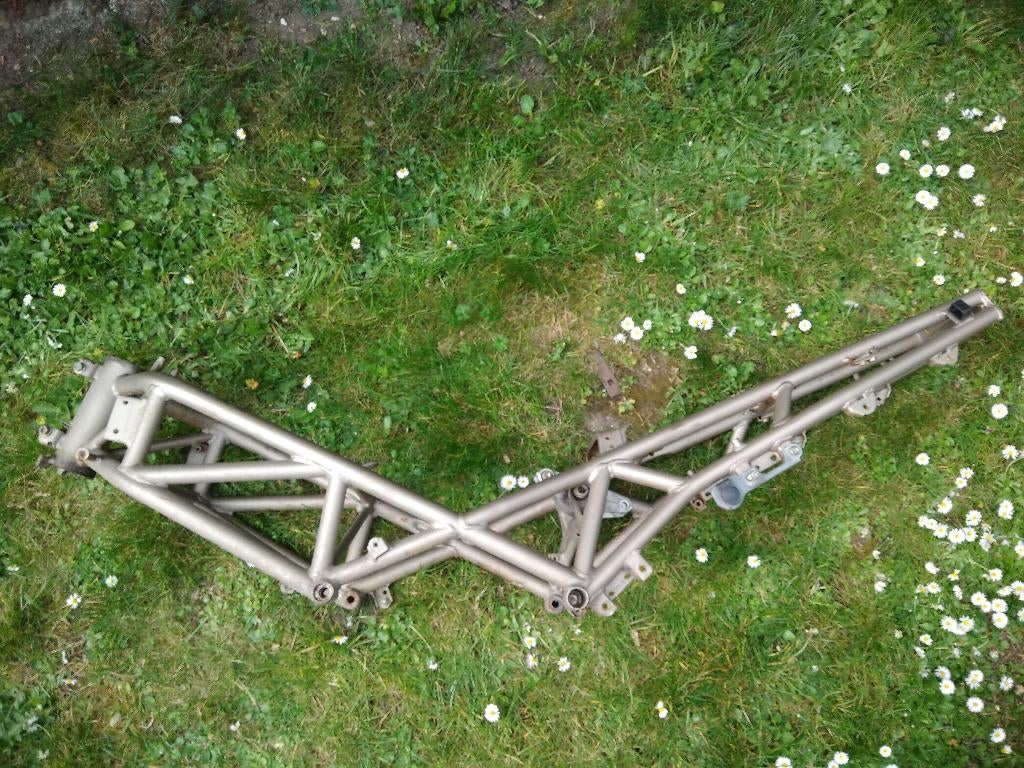 cadre chassis ducati st2, Motos, Enlèvement, Utilisé