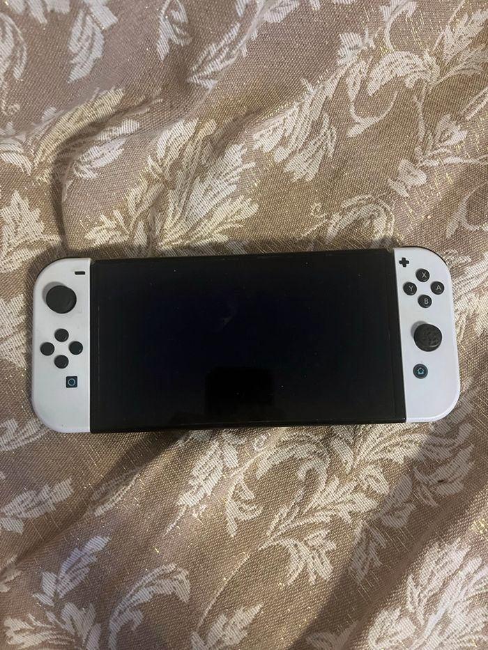 Switch OLED, Consoles de jeu & Jeux vidéo, Consoles de jeu | Nintendo Switch, Comme neuf, Switch OLED, Enlèvement