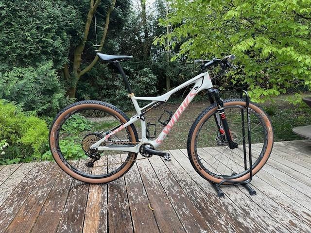 VTT tout-suspendu SPECIALIZED S-WORKS EPIC World Cup, Vélos & Vélomoteurs, Vélos | VTT & Mountainbikes, Utilisé, Hommes, Autres marques