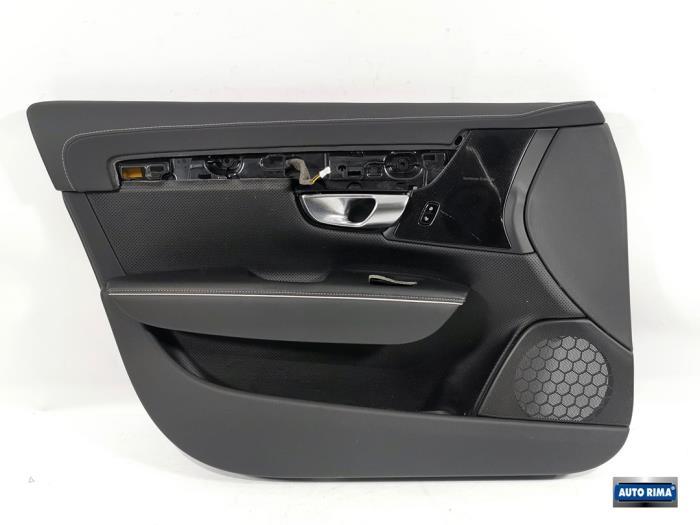 Portierbekleding 4Deurs links-voor van een Volvo V90, Gebruikt, -, -, Ophalen of Verzenden