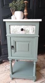 Table de chevet, Enlèvement