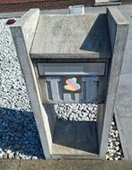 Brievenbus, Ophalen, Beton