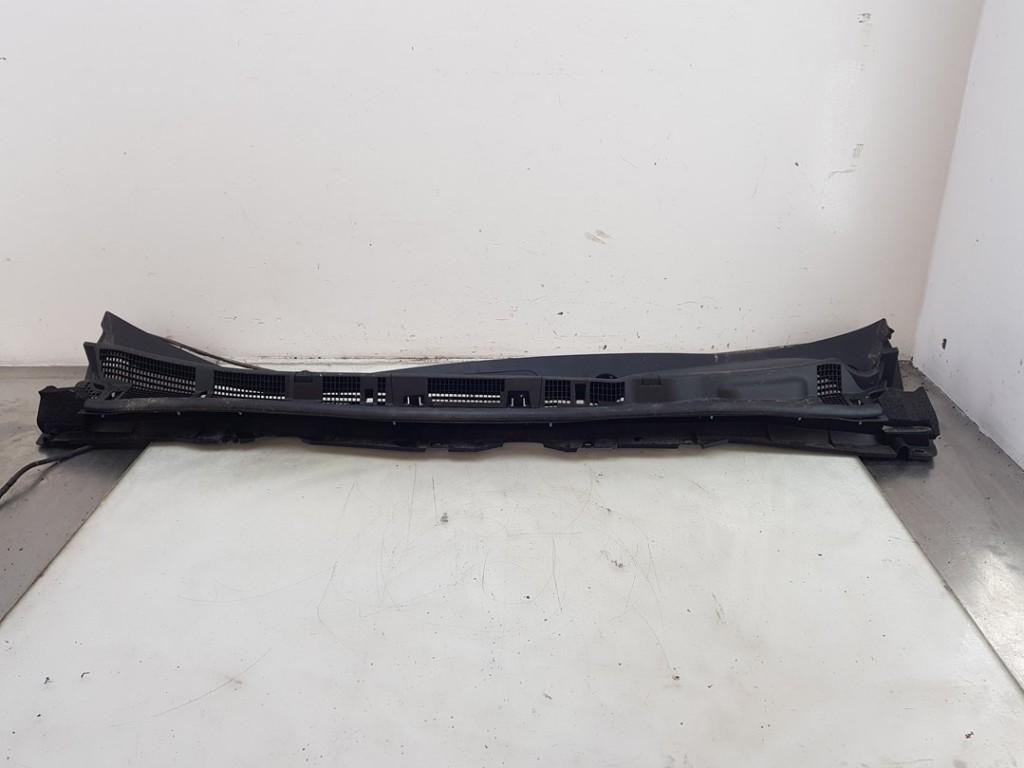BAIE DE PARE BRISE Nissan Leaf (ZE1) (|668625SA0A|), Autos : Pièces & Accessoires, Autres pièces automobiles, Nissan, Utilisé