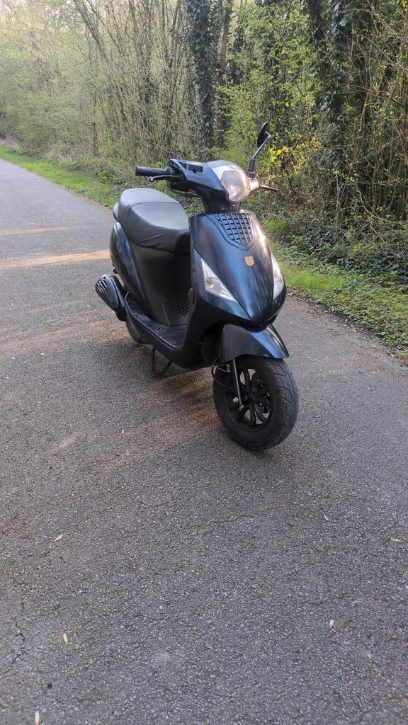 Scooter classe A euro5 LIVRAISON POSSIBLE, Vélos & Vélomoteurs, Scooters | Marques Autre, Électrique, Enlèvement