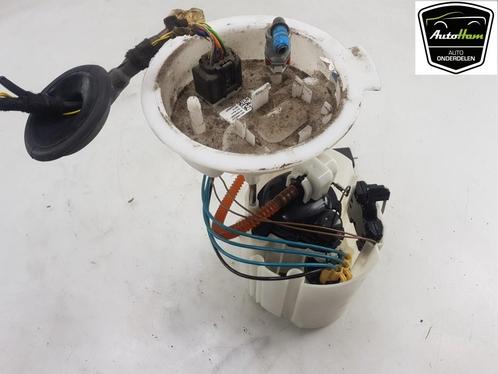 BRANDSTOFPOMP BMW X2 (F39) (01-2017/10-2023), Auto-onderdelen, Brandstofsystemen, BMW, Gebruikt