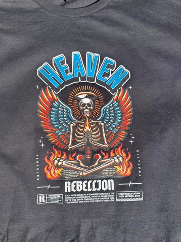 T-Shirts heaven beschikbaar voor biedingen