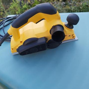 DeWalt schaafmachine beschikbaar voor biedingen