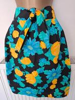 Elegante Vintage Zwarte Rok met Warme Kleuren  Maat 38, Maat 38/40 (M), Zwart, Nieuw, Ophalen of Verzenden