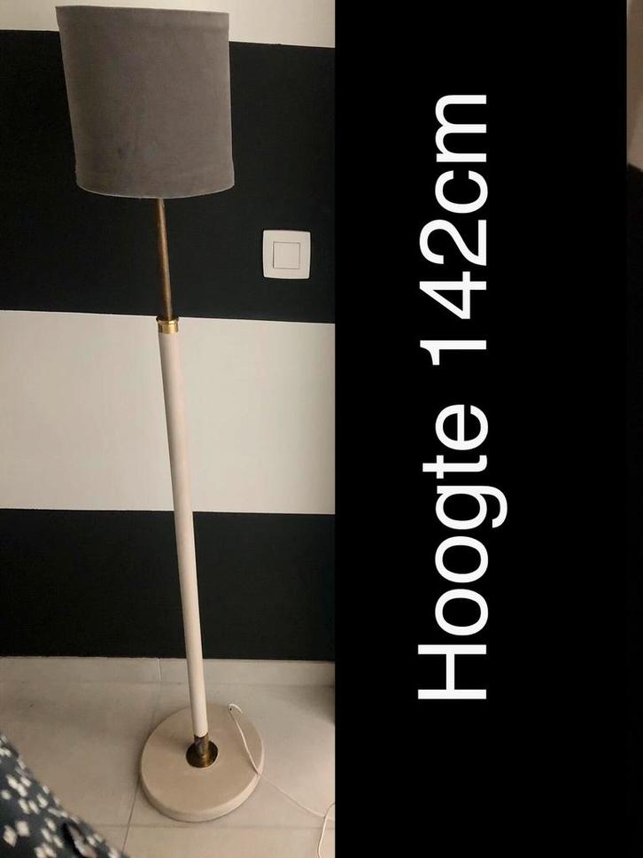Vloerlamp - €10, Huis en Inrichting, Lampen | Vloerlampen, Gebruikt, Ophalen