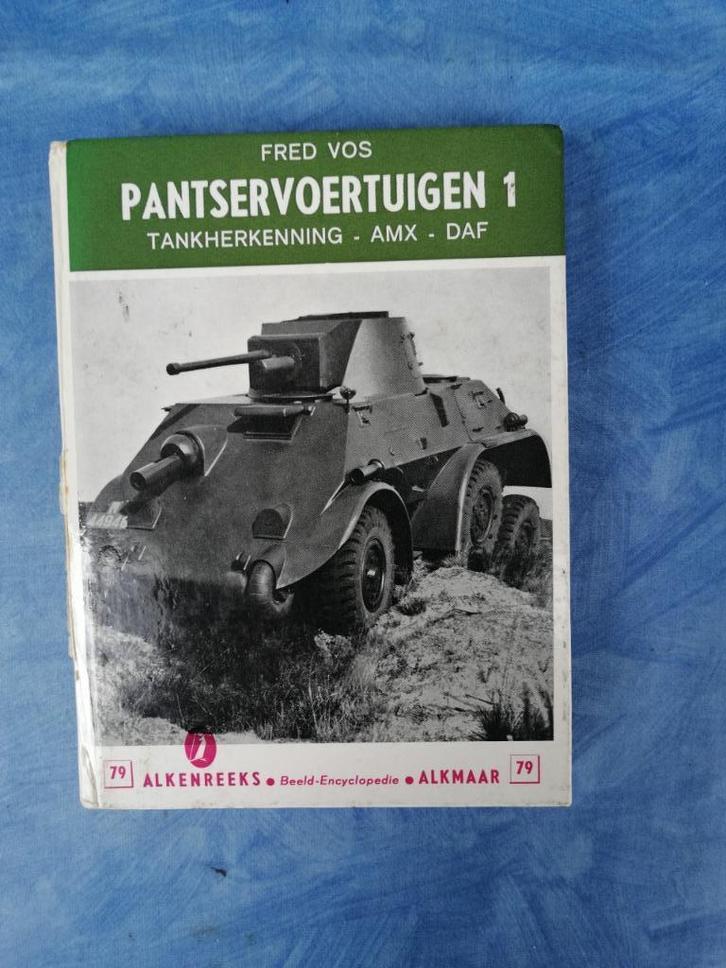 PANTSERVOERTUIGEN DEEL 1 & 2, Boeken, Oorlog en Militair, Gelezen, Landmacht, 1945 tot heden, Ophalen of Verzenden