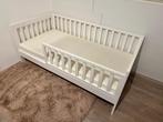 Kinderbed 70 x 140 (incl matras), Ophalen, Wit, 190 cm of minder, Zo goed als nieuw
