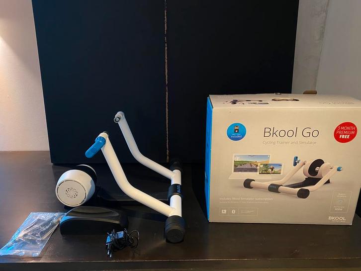 Indoor bike trainer Bkool, Sport en Fitness, Wielrennen, Zo goed als nieuw, Ophalen